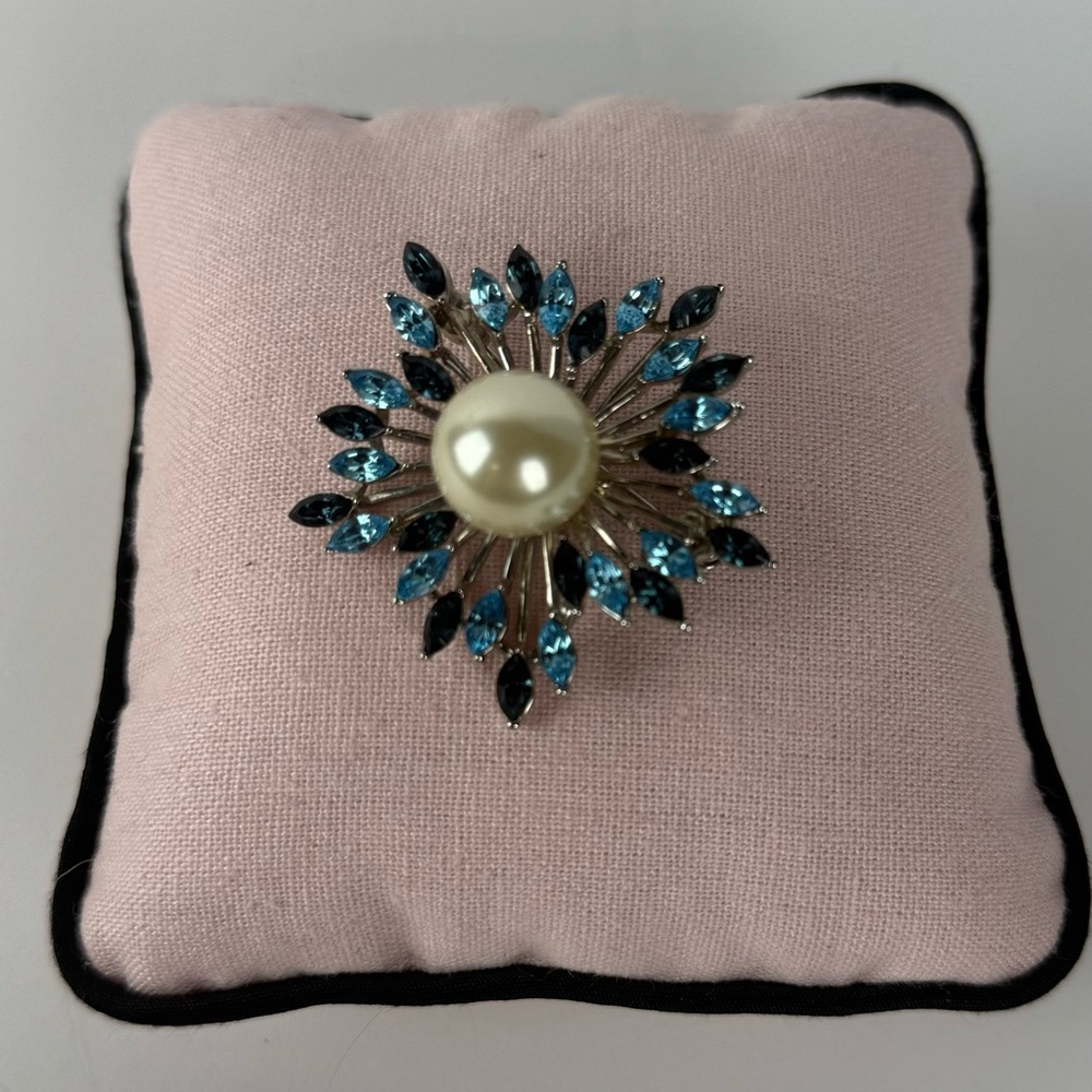 Vintage Starburst Brooch Faux Pearl Blue Rhinestones